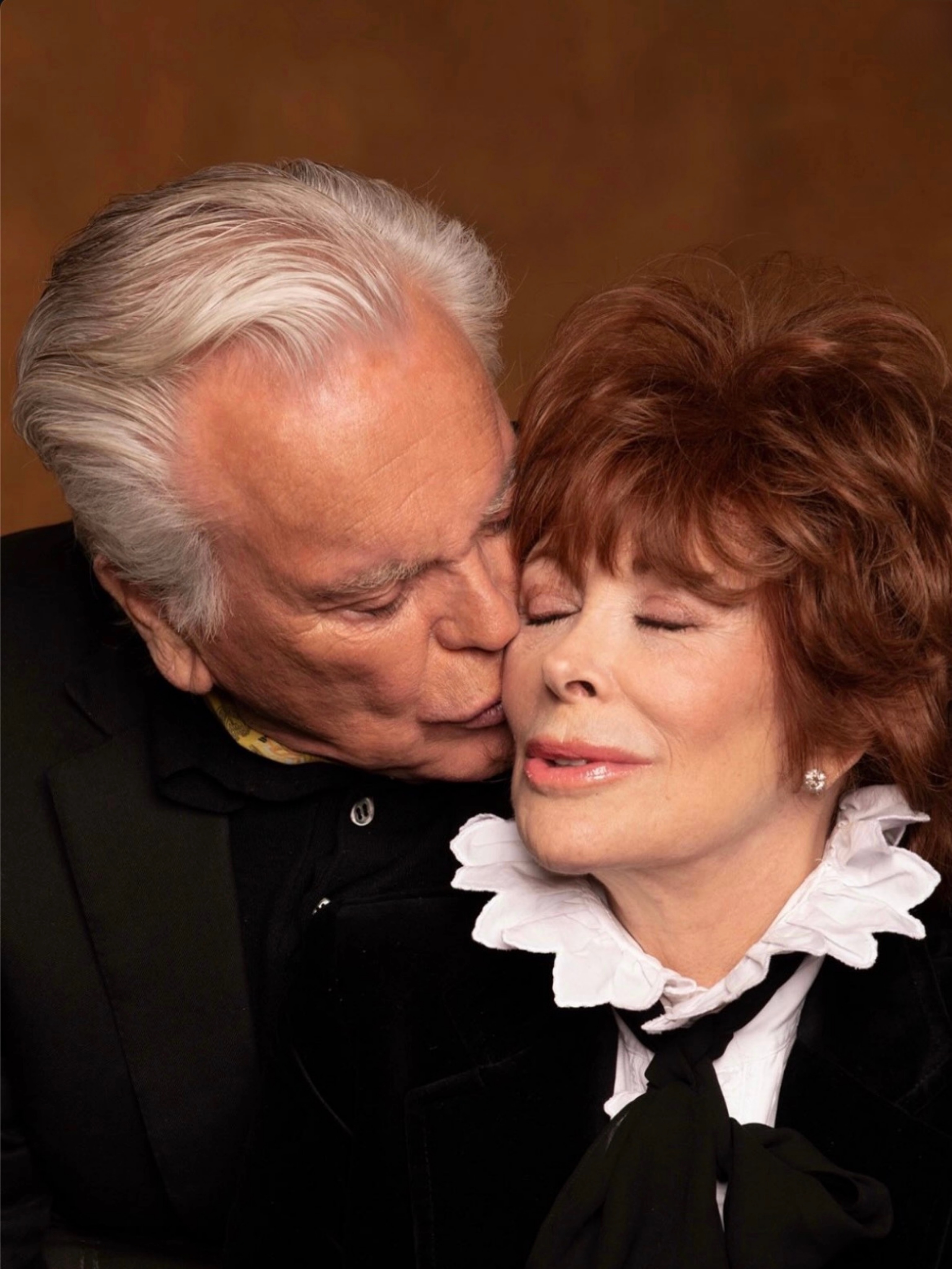 36 years of love and laughter with my beautiful Jill. Happy Anniversary, my love 💕
.
.
.
#robertwagner #jillstjohn #happyanniversay❤️